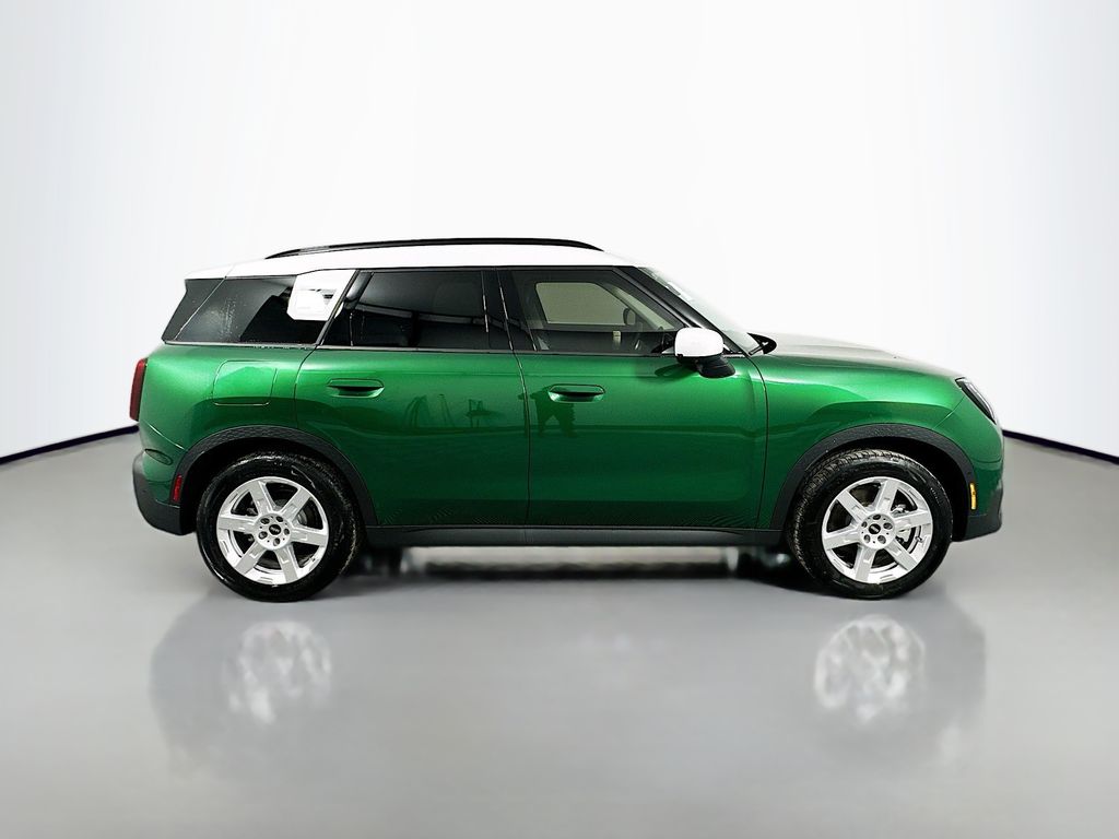 2025 MINI Cooper Countryman Base 4