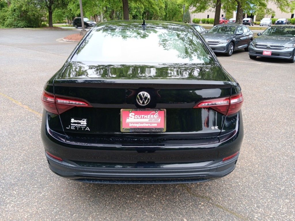 2024 Volkswagen Jetta 1.5T SE 4