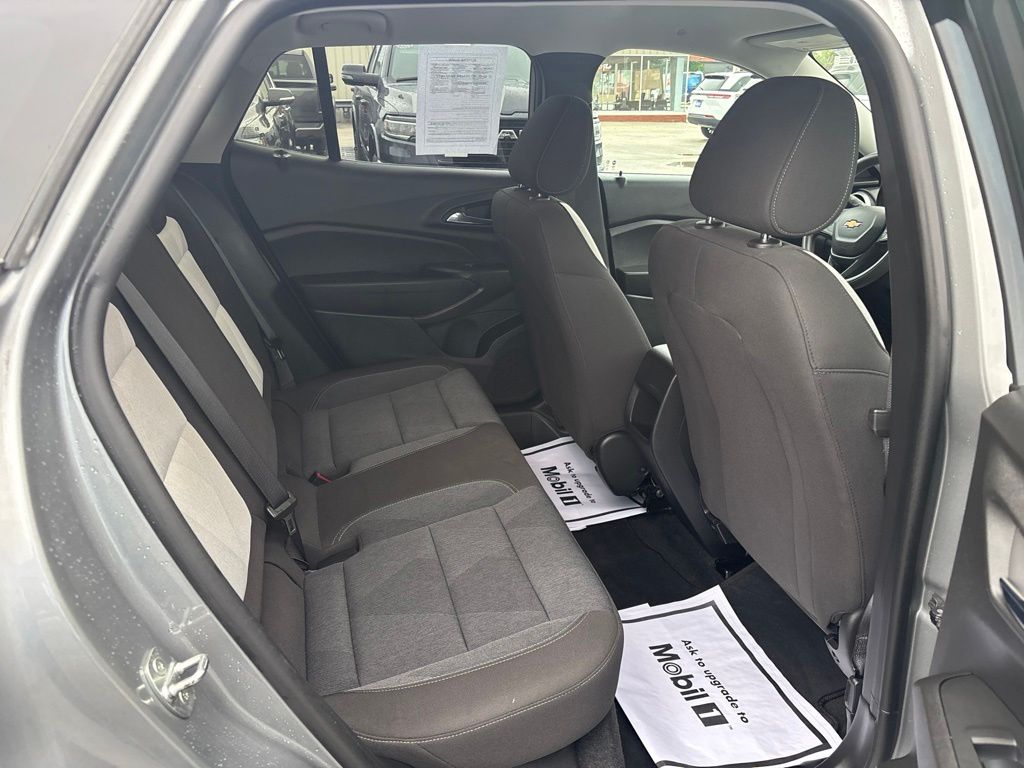 Used 2024 Chevrolet Trax SUV