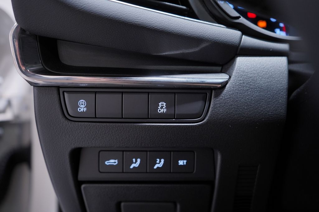 Thumbnail: 2023 Mazda Mazda3 - 19