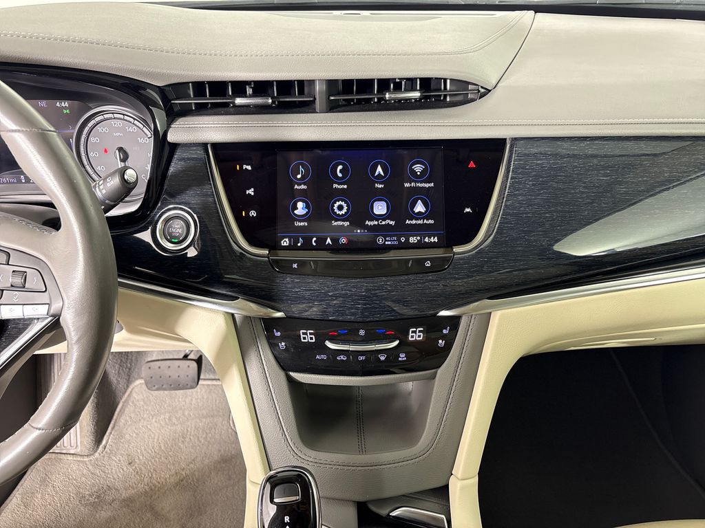 2024 Argent Silver Metallic Cadillac XT6 Premium Luxury FWD SUV