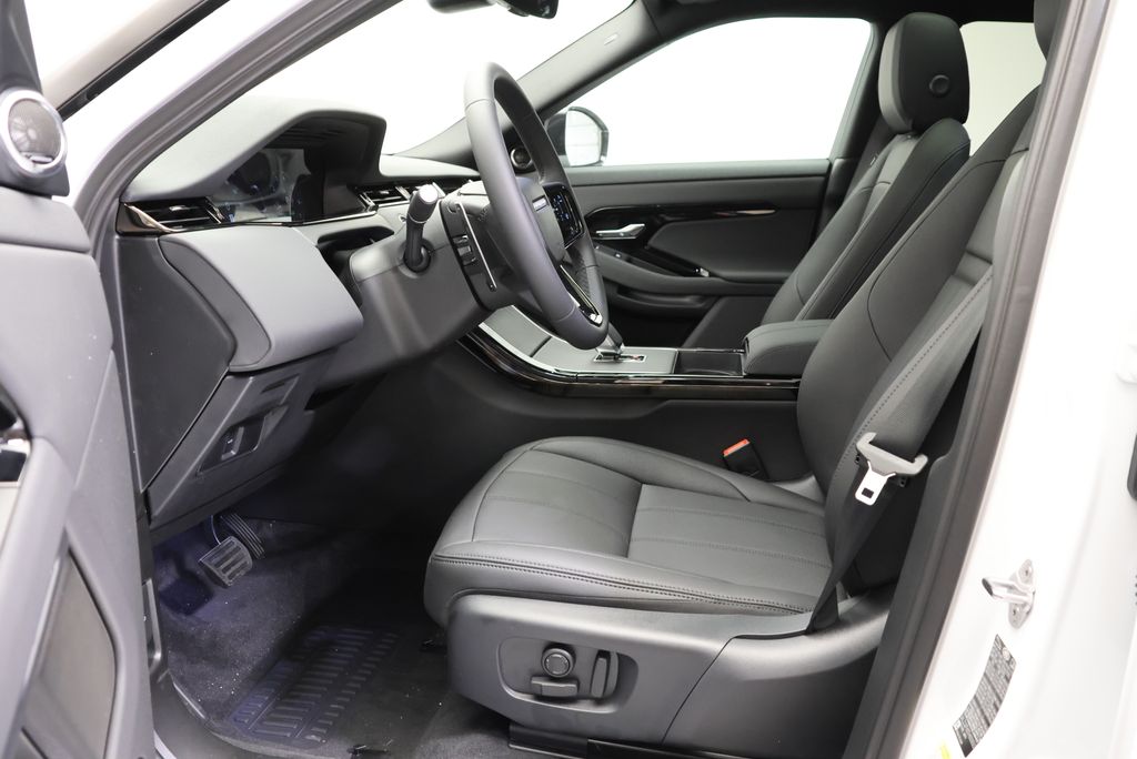 Thumbnail: 2026 Land Rover Range Rover Evoque - 29