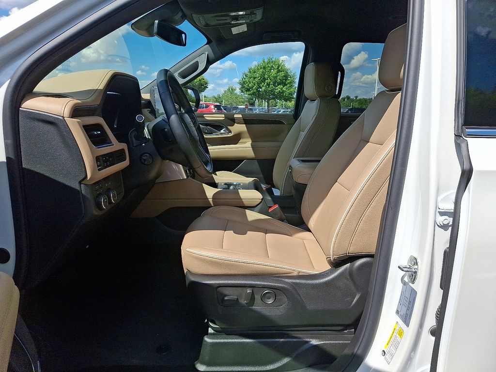 Thumbnail: 2024 Chevrolet Suburban - 14