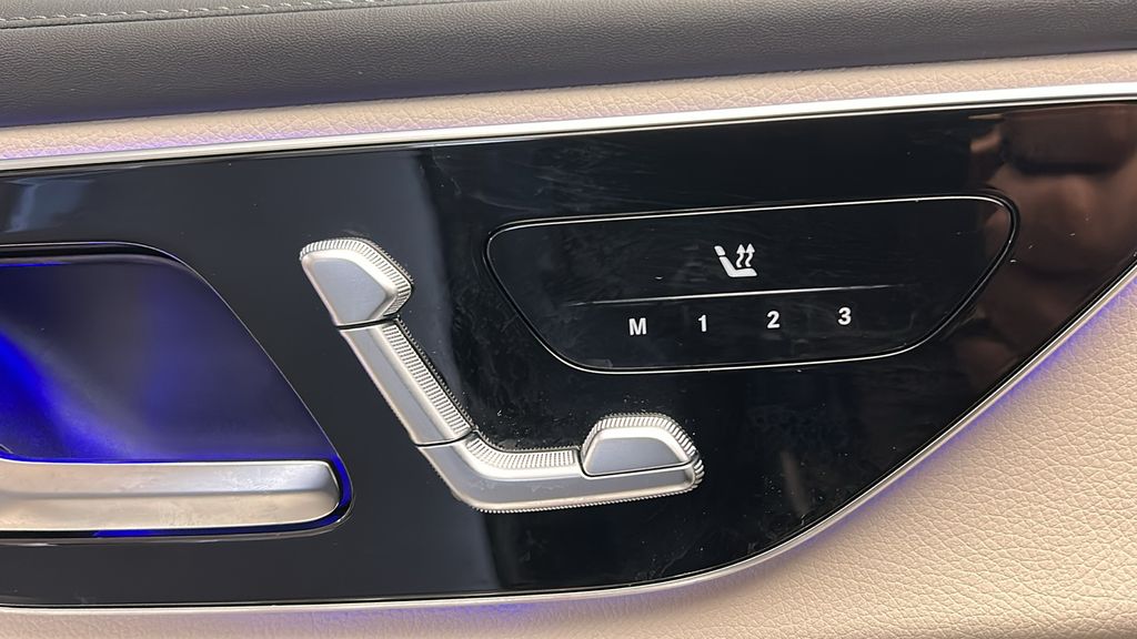 2025 Mercedes-Benz GLC 350 21