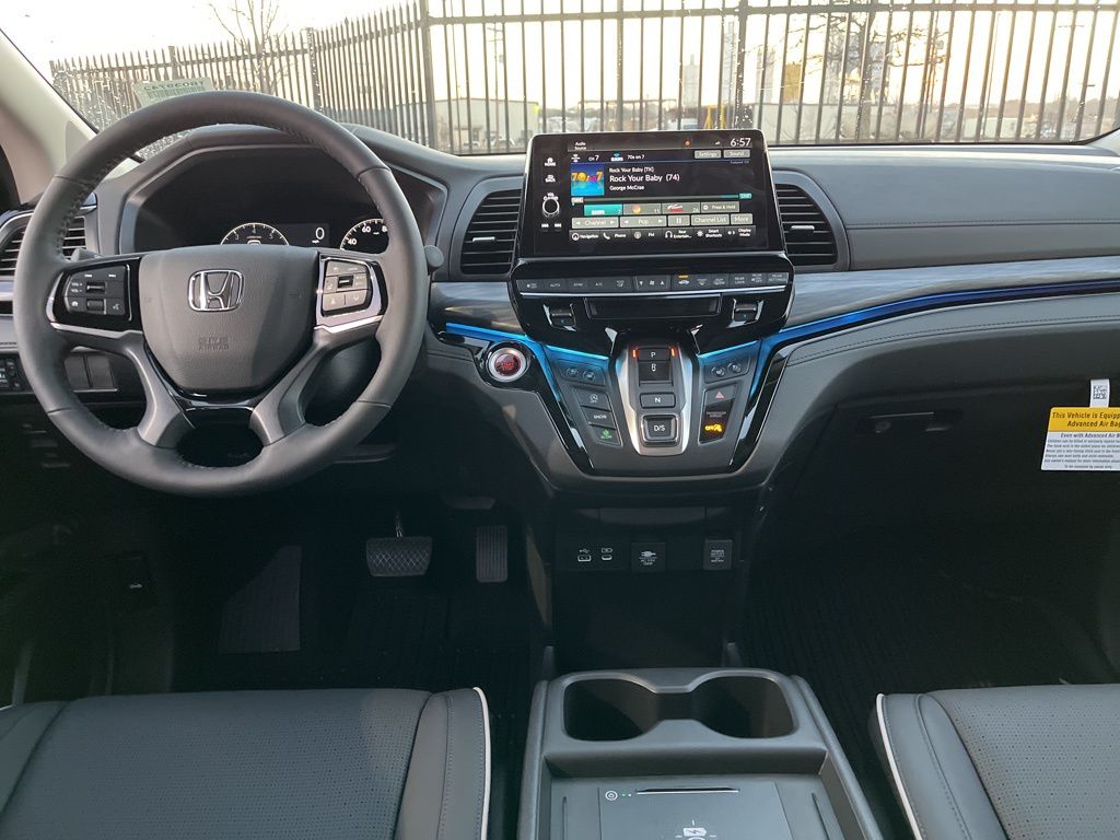 Thumbnail: 2026 Honda Odyssey - 9