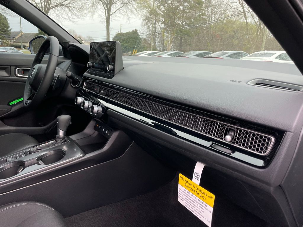 Thumbnail: 2026 Honda Civic - 32