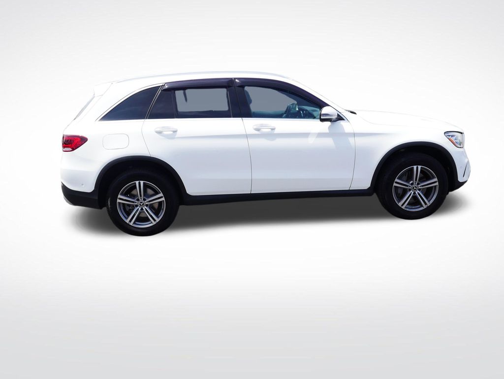 Thumbnail: 2022 Mercedes-Benz GLC - 6