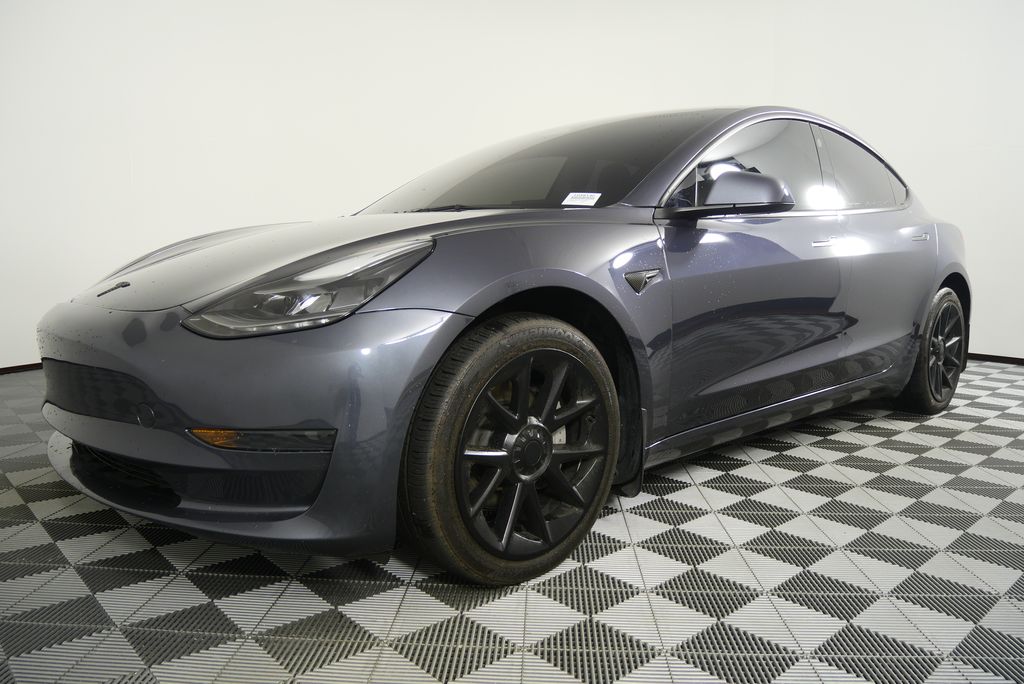 Thumbnail: 2023 Tesla Model 3 - 8