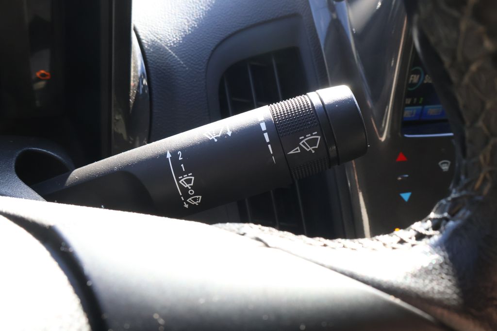 Thumbnail: 2012 Chevrolet Volt - 17