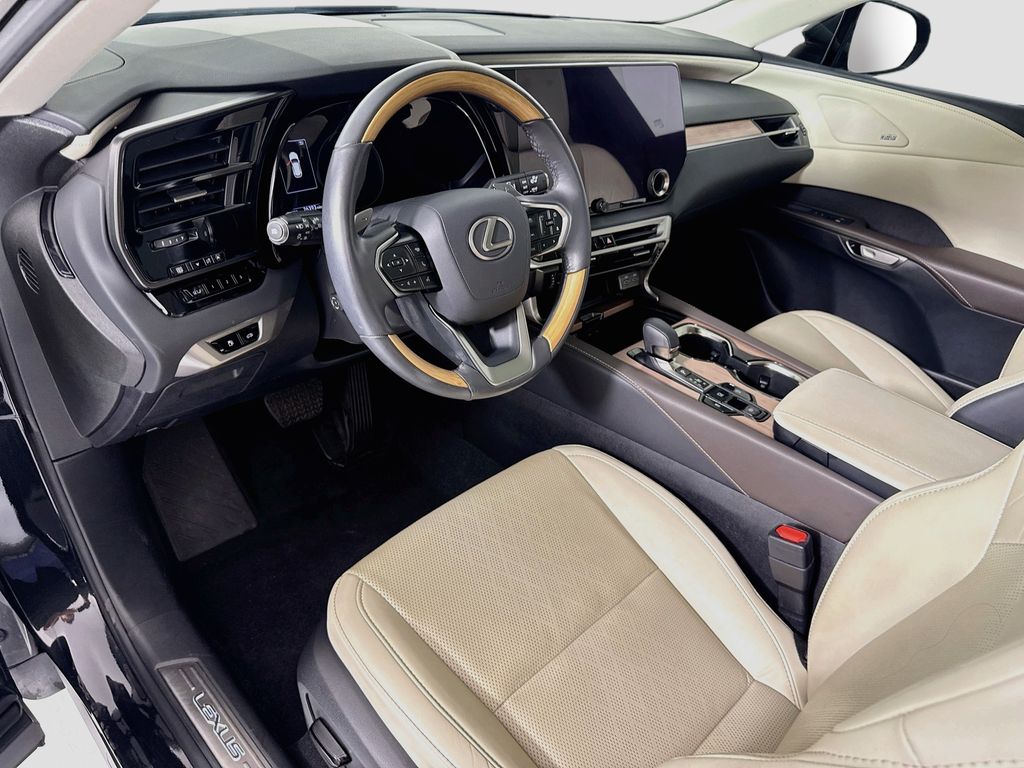 Thumbnail: 2024 Lexus RX - 9