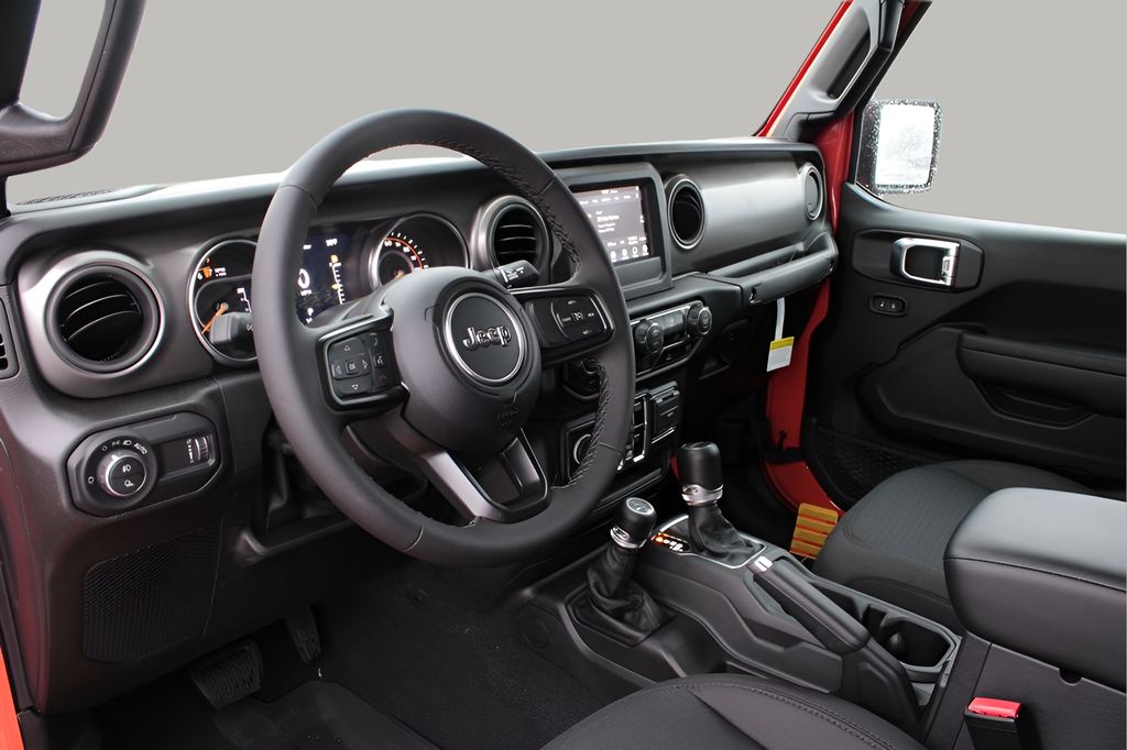 Used Car 2023 Jeep Gladiator  Willys For Sale Under $35,000 In Austin, Texas