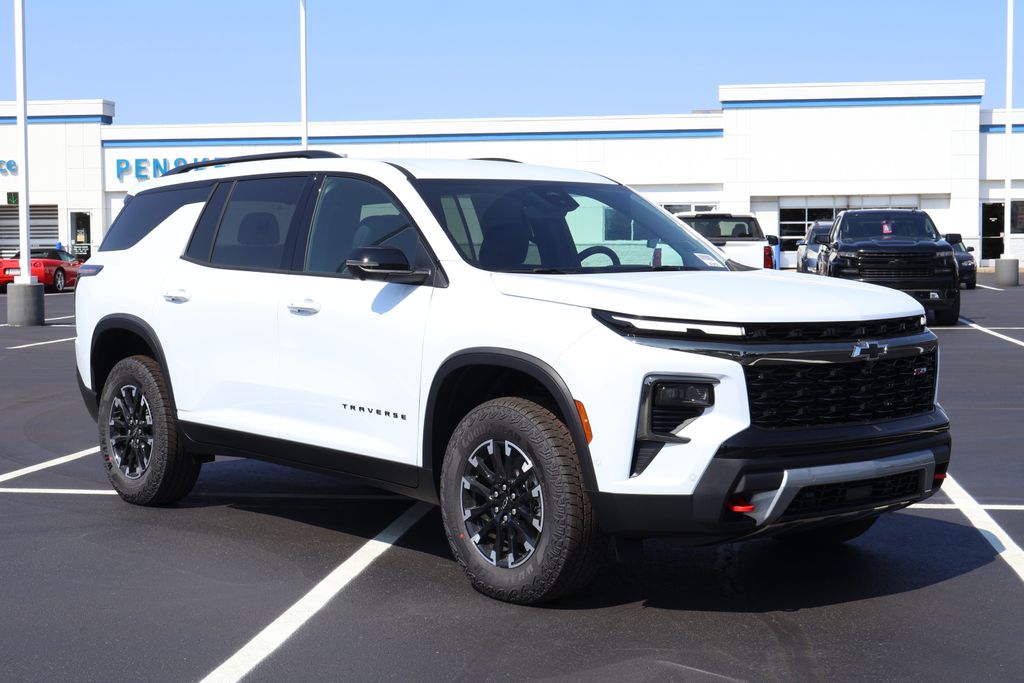 Thumbnail: 2026 Chevrolet Traverse - 10