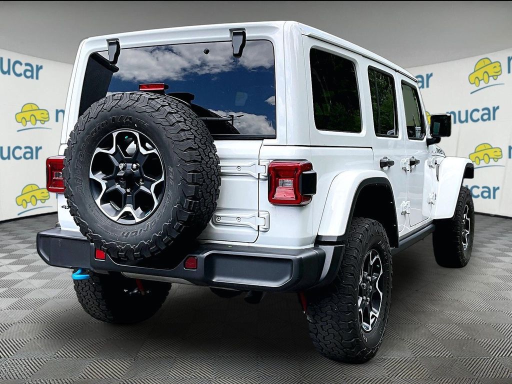 2023 Jeep Wrangler — photo 7