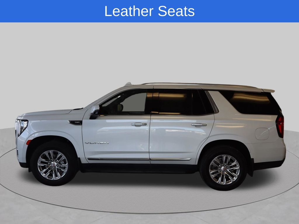 White Frost Tricoat 2023 GMC Yukon SUV / Crossover Four-Wheel Drive 