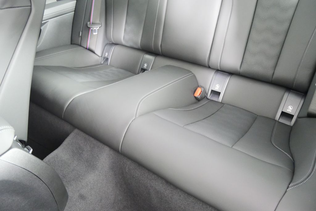 Thumbnail: 2026 BMW M4 - 19