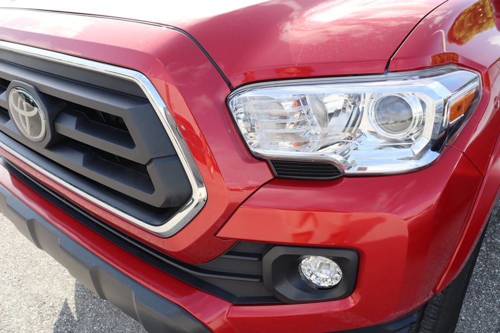 Thumbnail: 2023 Toyota Tacoma - 3
