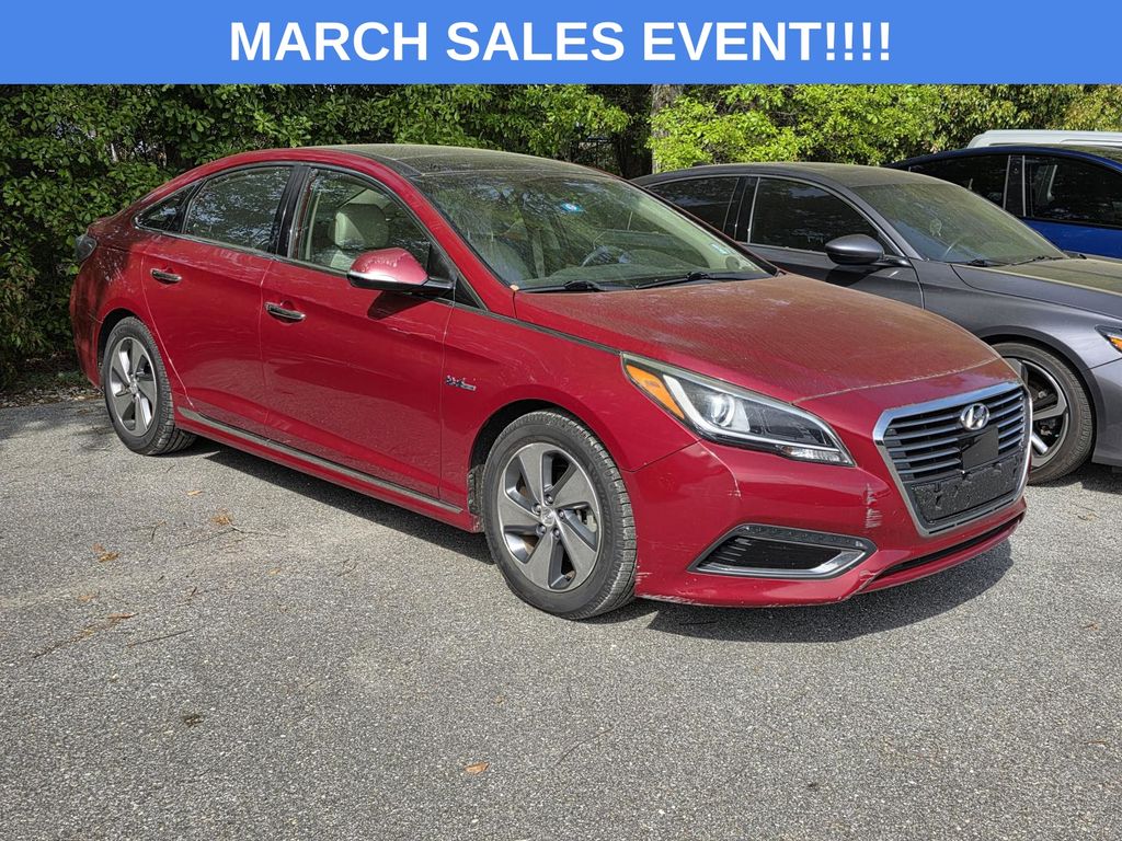 Red 2016 Hyundai Sonata Hybrid Limited FWD Sedan Front-Wheel Drive 6-Speed Automatic