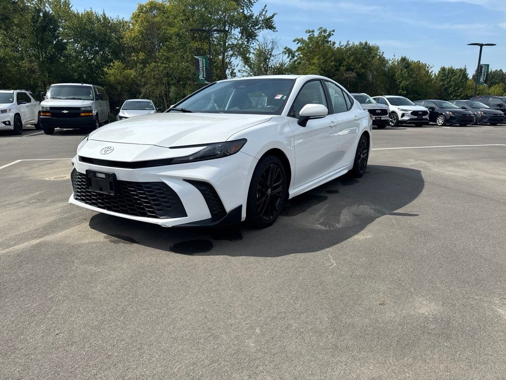 Ice 2025 Toyota Camry Sedan Front-Wheel Drive Continuously Variable Transmission