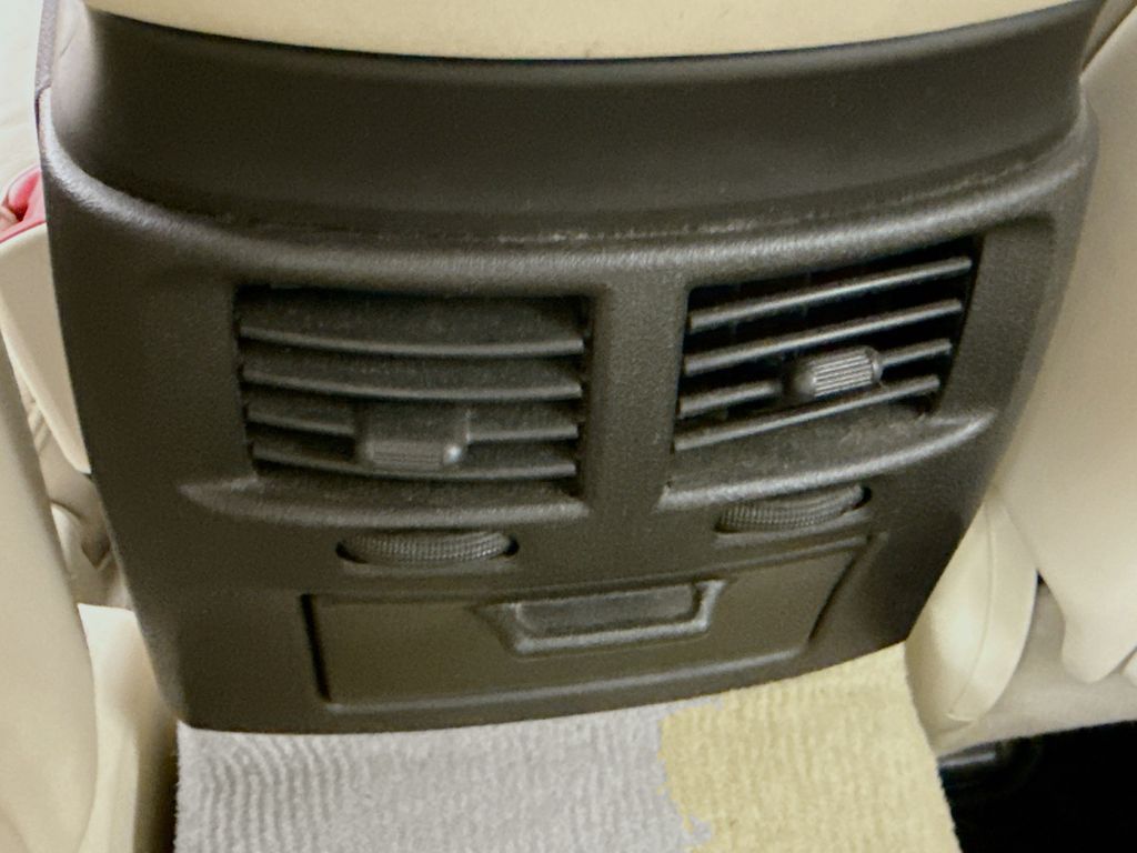 Thumbnail: 2010 Lexus IS - 24