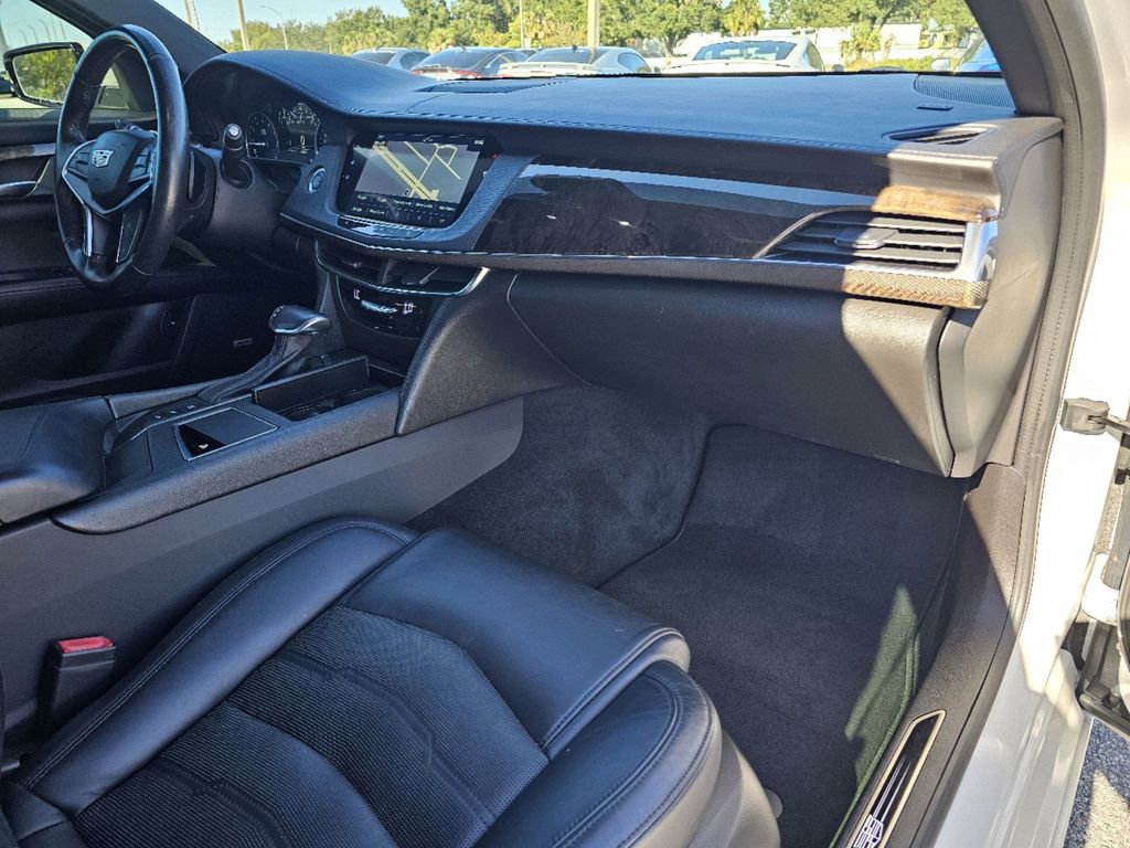 2018 Cadillac CT6 3.6L Luxury 11