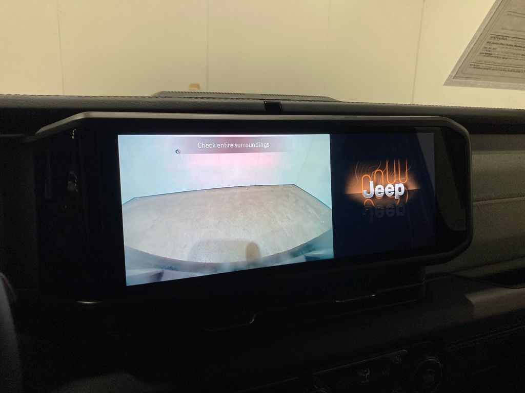 2024 Jeep Wrangler 4-Door Sahara 4x4