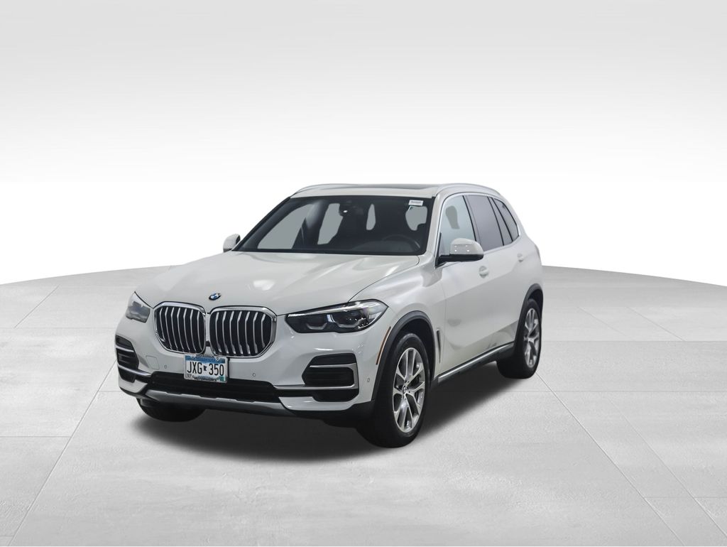Thumbnail: 2023 BMW X5 - 1