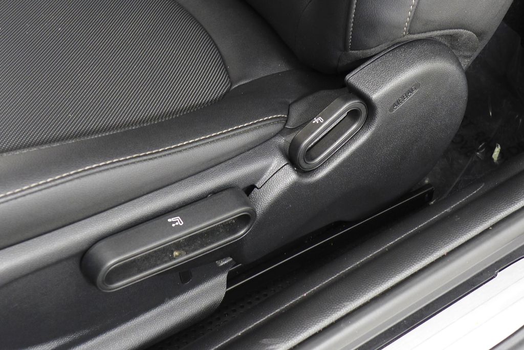 Thumbnail: 2023 MINI Cooper - 24