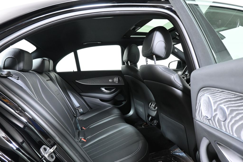 Thumbnail: 2021 Mercedes-Benz E-Class - 25