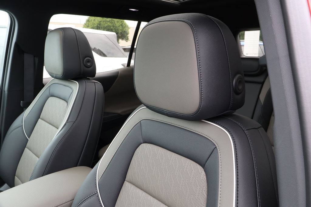 2026 Chevrolet Equinox LT 13