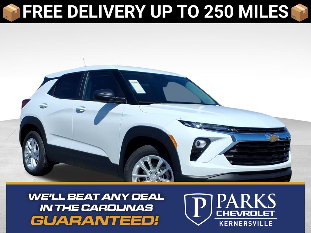 Summit White 2026 Chevrolet Trailblazer SUV / Crossover Front-Wheel Drive Continuously Variable Transmission