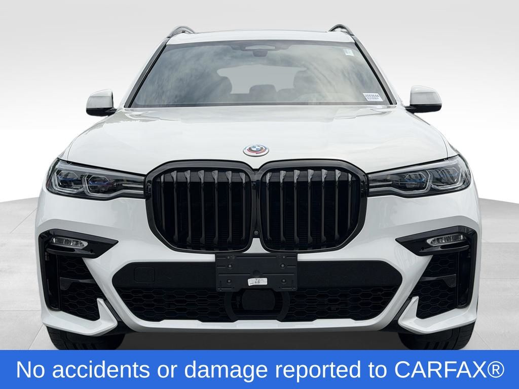 2022 BMW X7 M50i