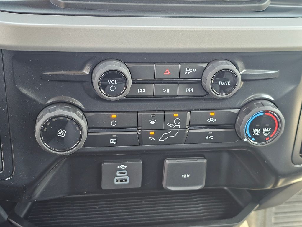 New 2025 White Ford XL image 35