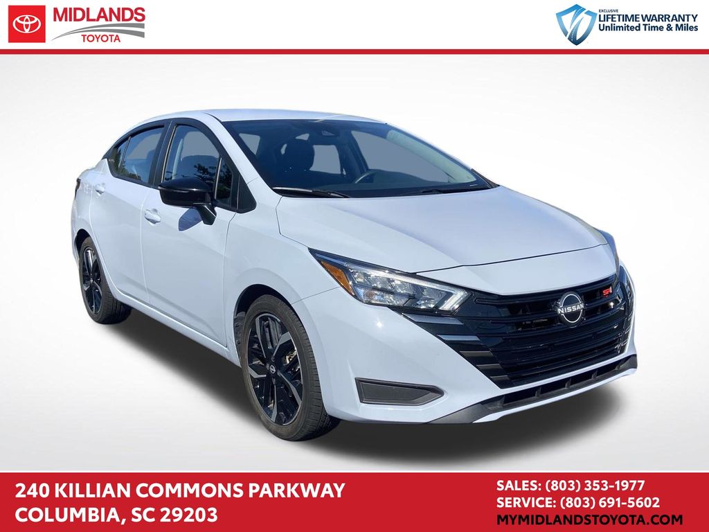  2024 Nissan Versa SR FWD   