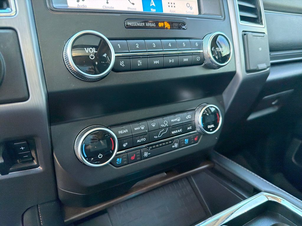 Used 2019 Ford Expedition Platinum 4D Sport Utility