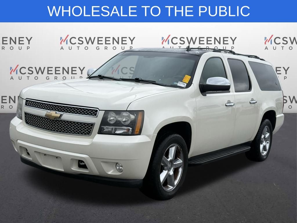 White Diamond Clearcoat 2011 Chevrolet Suburban 1500 LTZ 4WD SUV / Crossover Four-Wheel Drive 6-Speed Automatic Overdrive