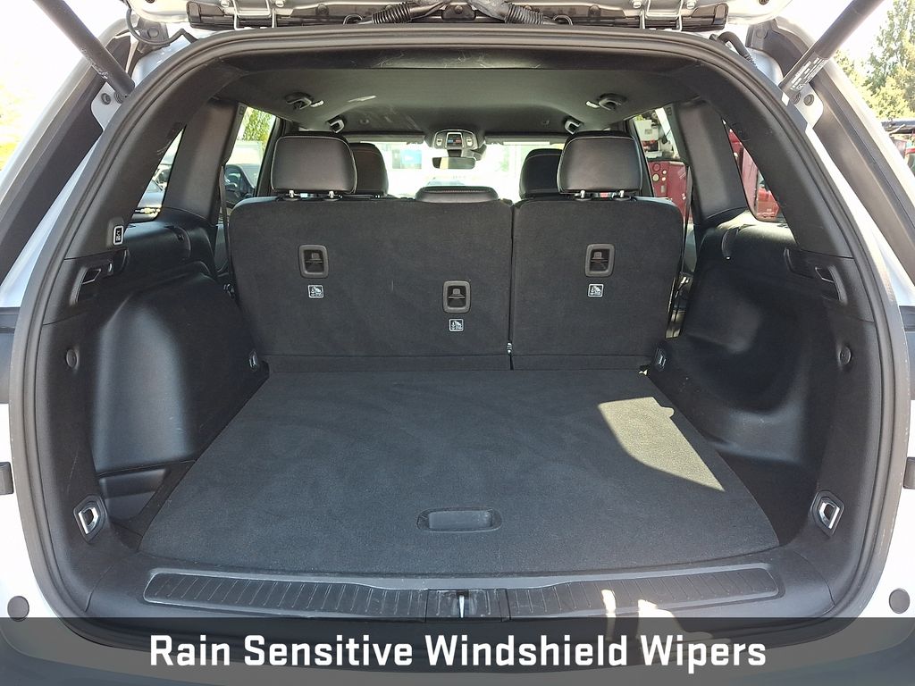 2025 Jeep Grand Cherokee Altitude Silver at South Hills CDJR
