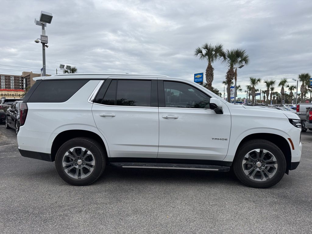 2025 Chevrolet Tahoe LS 9