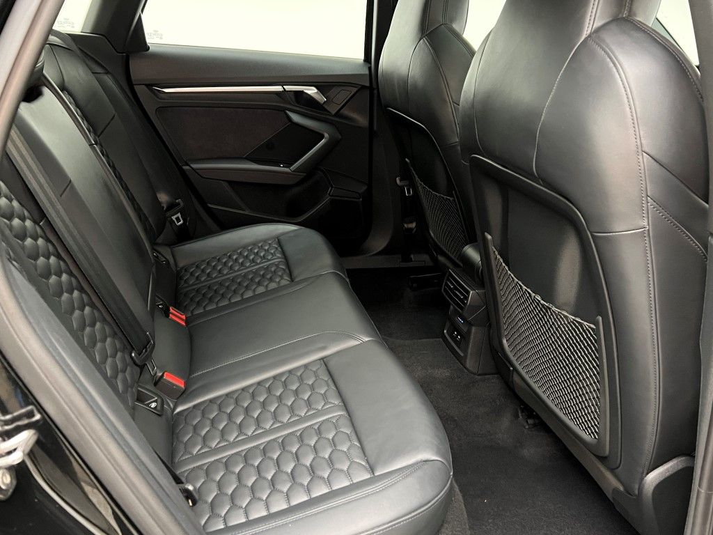 Thumbnail: 2022 Audi RS 3 - 14