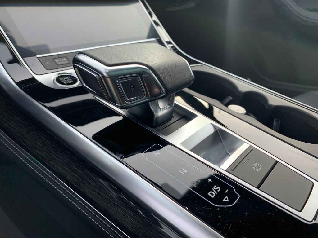 Thumbnail: 2025 Audi Q7 - 10