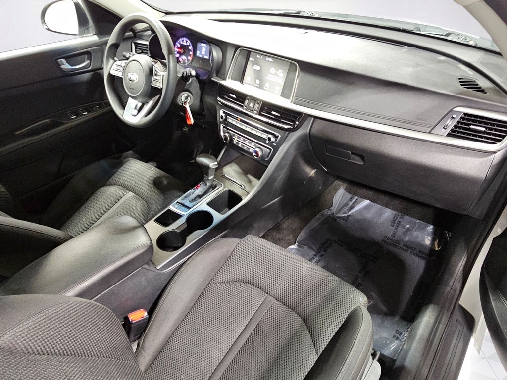 Used 2020 White Kia LX image 14