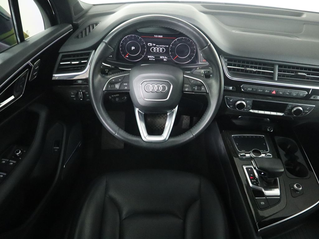 Thumbnail: 2019 Audi Q7 - 10
