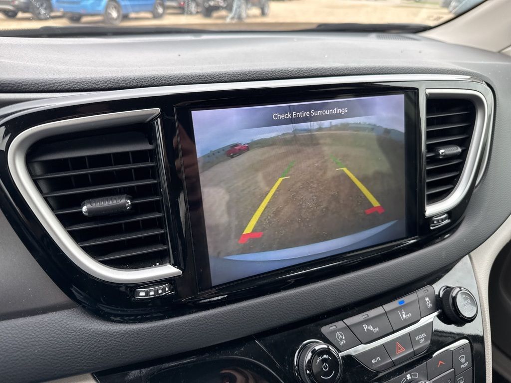 2023 Chrysler Pacifica