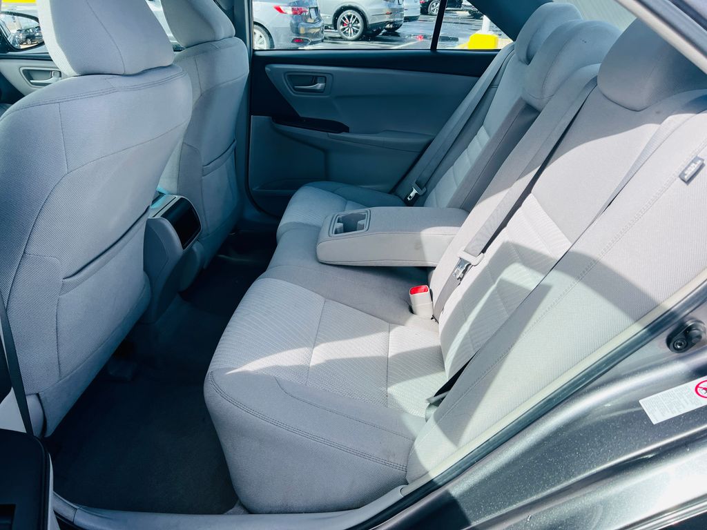 Thumbnail: 2017 Toyota Camry - 29