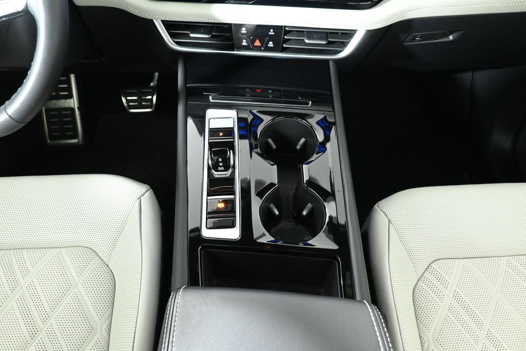 2024 Volkswagen Atlas SEL 23