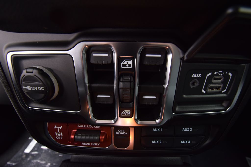 new 2026 Jeep Gladiator car, priced at $49,043