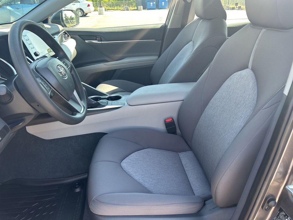 2024 Toyota Camry LE - 10