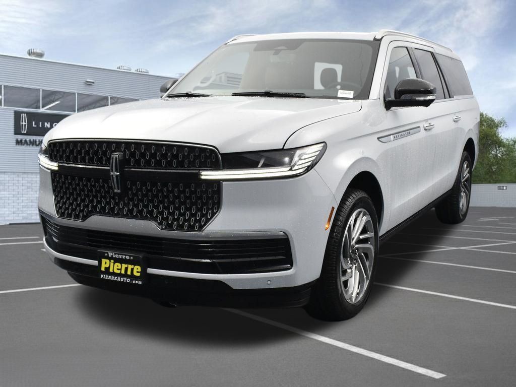 Crystal White 2026 Lincoln Navigator SUV / Crossover Four-Wheel Drive Automatic