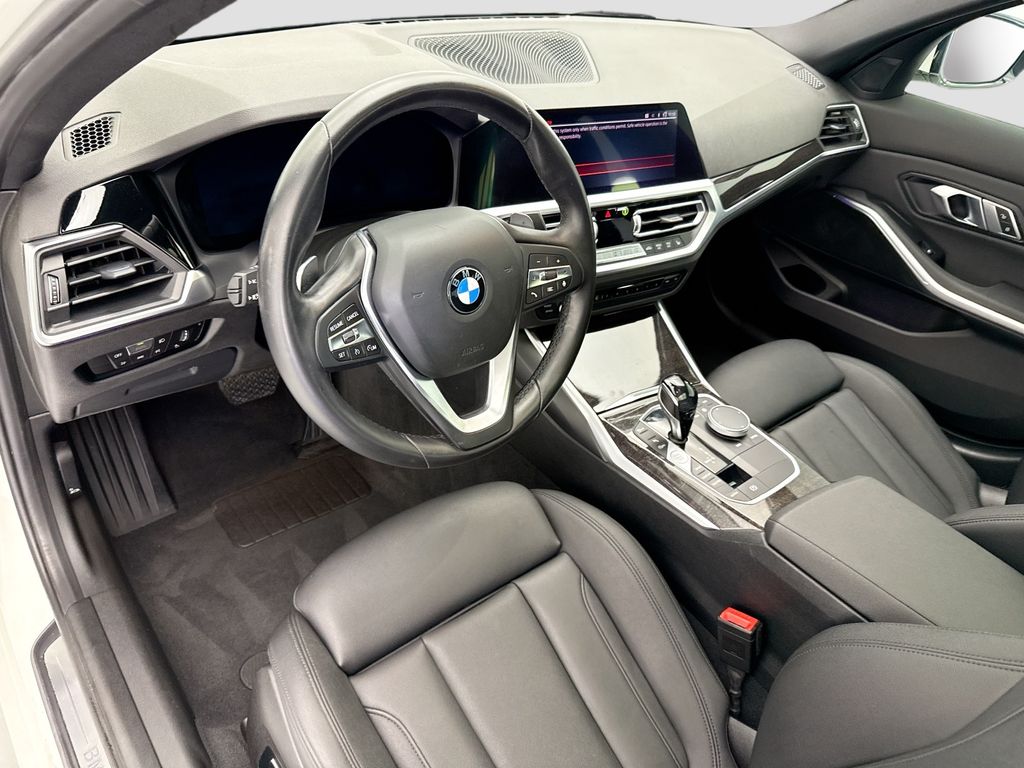 Thumbnail: 2021 BMW 3 Series - 9