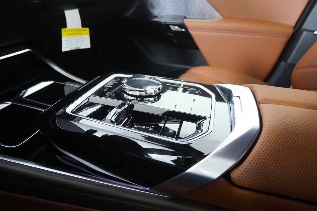 Thumbnail: 2026 BMW 7 Series - 23