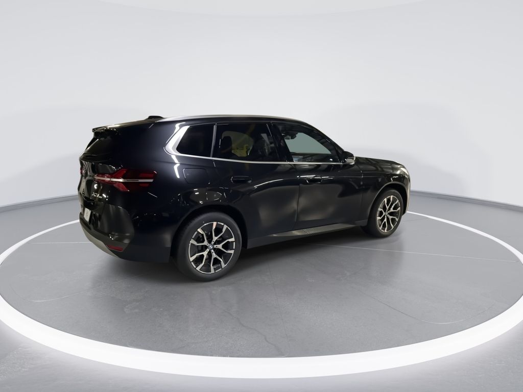 Thumbnail: 2026 BMW X3 - 8